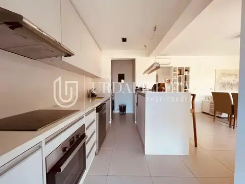 Departamento 3 ambientes con 2 baños