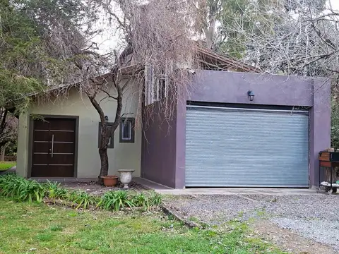 Venta Casa, 4 ambientes, pileta, 1.120 m2 de lote, Parque Sakura, calle Rubén Darío al 200, Exaltación de la Cruz