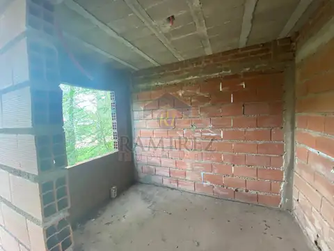 PROPIEDAD A TERMINAR EN VILLA DEL DIQUE