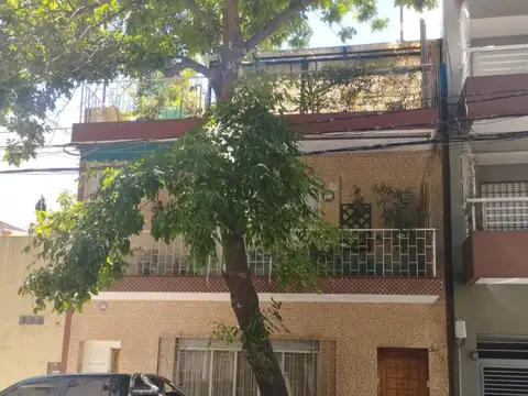 3 de febrero 2700, Piso PH