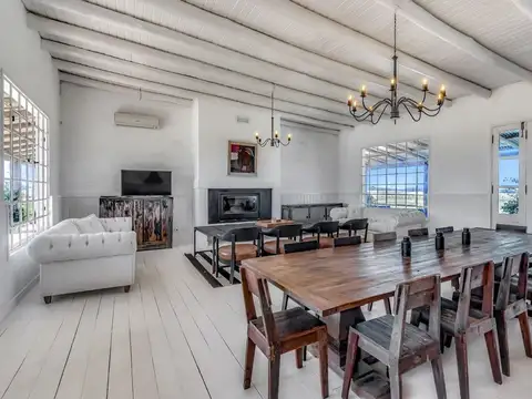Venta Chacra de 5há con casa de 4 dormitorios