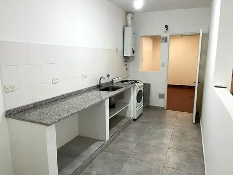 Depto Tipo Casa en Alquiler de 3 ambientes
