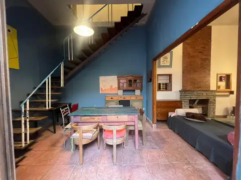 Depto Tipo Casa en Venta 40 años