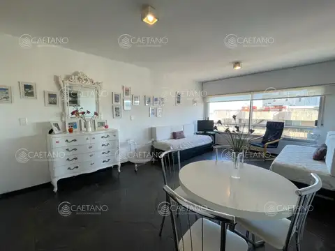 Departamento en Venta en Península, USD 95.000