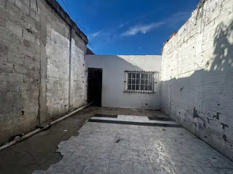 LOCAL COMERCIAL + VIVIENDA