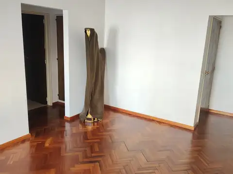 Departamento en Alquiler en Flores Norte, $ 750.000