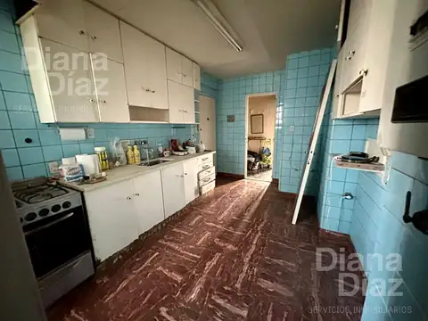 Departamento 5 ambientes con 2 baños