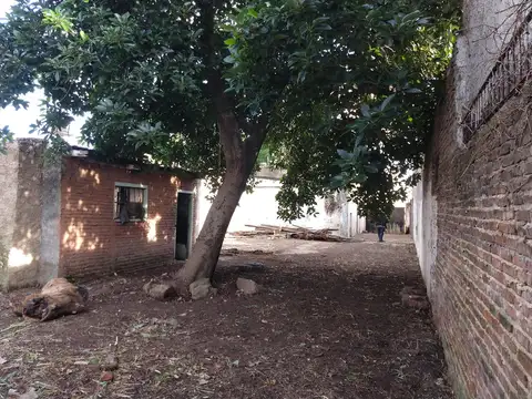Local en Venta en Pablo Nogues, USD 55.000