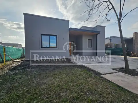 Casa A Estrenar - Lote Interno - Vila Marina I