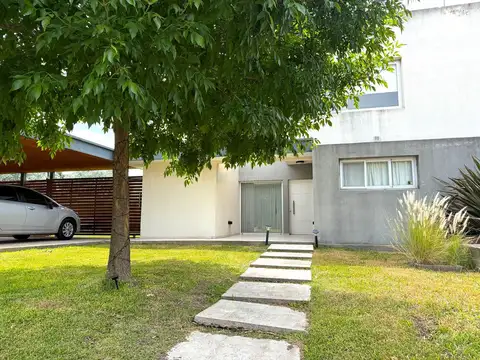 Casa en Venta en Pilar del Este - Casas del Este, USD 149.000