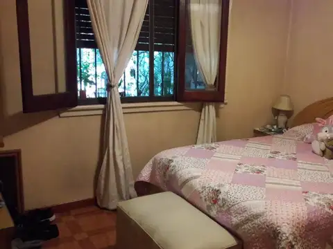 Depto Tipo Casa en Venta de 4 dormitorios