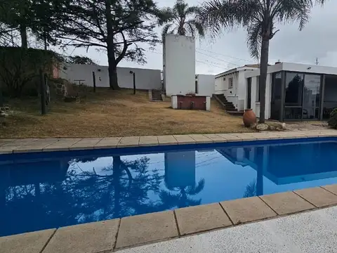 Casa en Venta en Villa Del Lago, USD 250.000