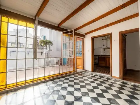 Depto Tipo Casa en Venta 50 años