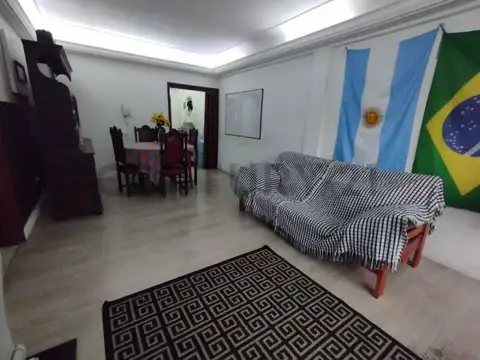 Calle 12 1300, Piso 1