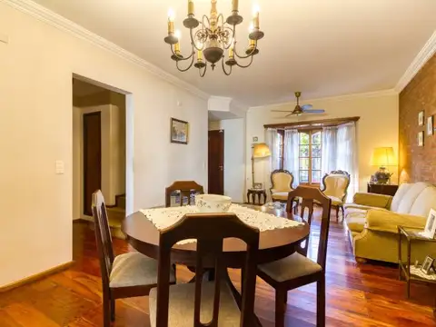 VENTA | CASA | OLIVOS | 4 DORMITORIOS Y ESCRITORIO O PLAY
