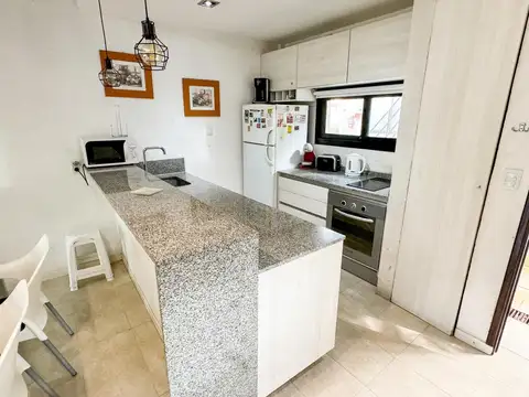 Departamento 4 ambientes con 2 baños