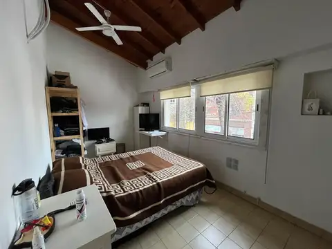 Depto Tipo Casa 4 ambientes con 2 baños