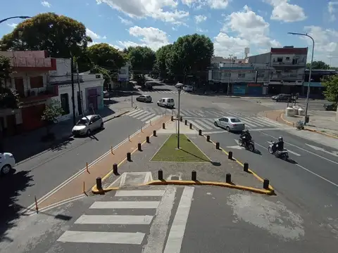 Local en Venta Via Pública