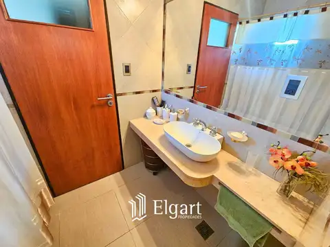 Casa - Venta - Argentina, San Miguel de Tucumán