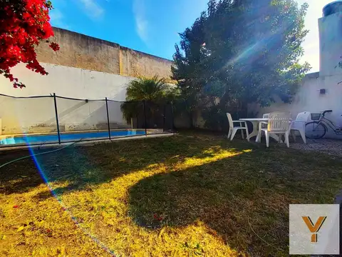 Casa 4 ambientes con 1 baño