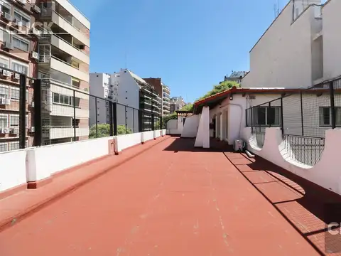Venta - 6 Ambientes con Dependencia - Terraza con parrilla - Quincho - Recoleta