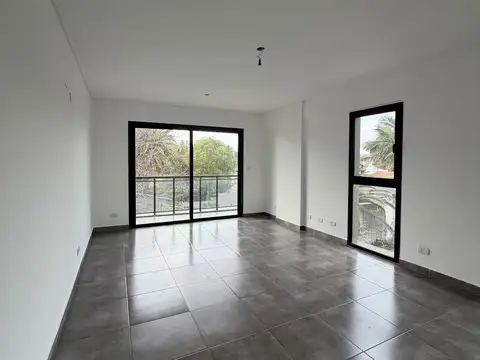 Excelente departamento en alquiler en Ituzaingó Centro