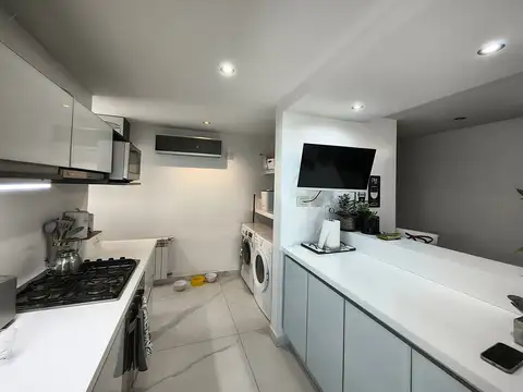 Departamento 7 ambientes con 2 baños