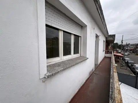 Av. San Martín 2456 , Piso 1