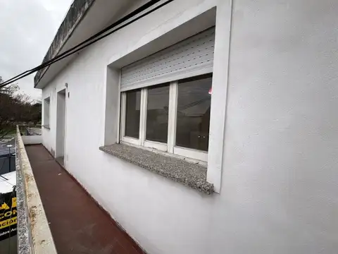 Departamento de Tres Habitaciones en Buena Ubicación