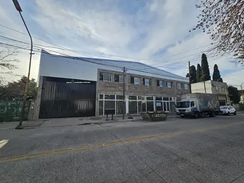Galpón 1.300m2 - Venta - Alquiler - Villa Sarmiento