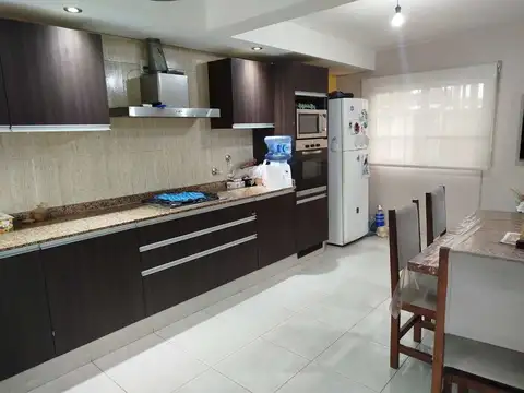 Casa en Venta de 5 dormitorios