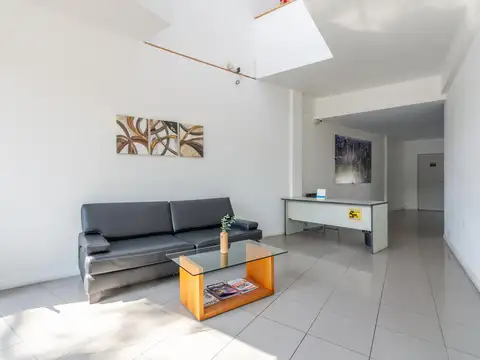 Oficina en Alquiler en Acassuso, USD 1.600