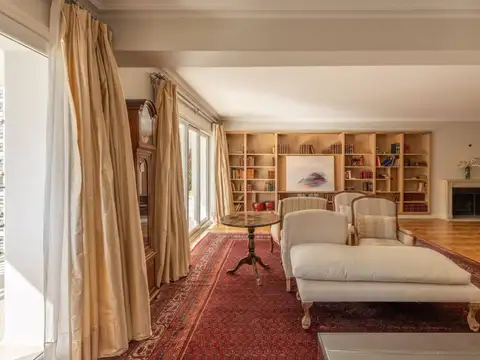 Departamento en Venta con 2 cocheras