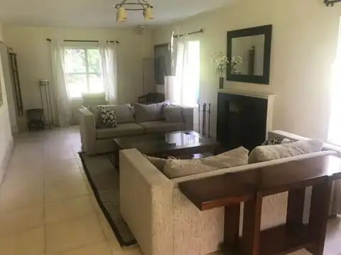 Casa en Venta de 4 dormitorios