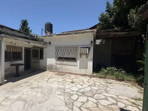 Casa 4 ambientes con 1 baño