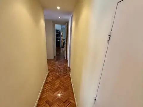 SEMIPISO 4 AMBIENTES  CON DEPCIAS EN LA MEJOR ESQUINA