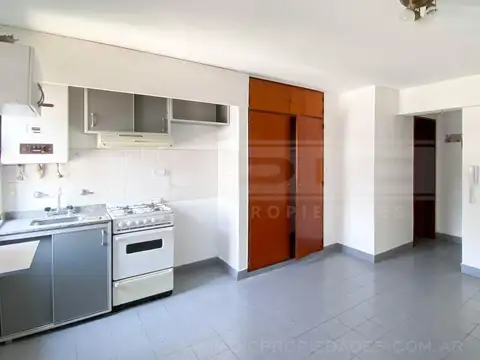 Departamento en Alquiler con 1 cochera