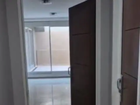 Dorrego 1800, Piso 1