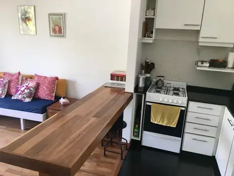 Departamento en Venta en Olivos Vias/Rio, USD 160.000