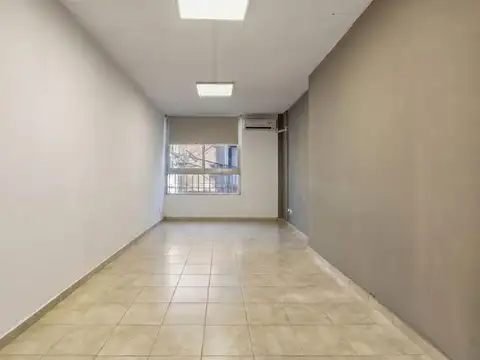 Oficina en Venta con 1 cochera