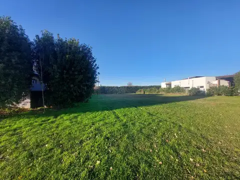 Terreno en Venta 20  mts Frente