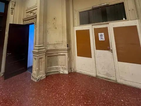 Oficina en Venta 80 años