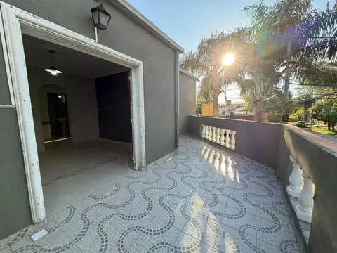 Depto Tipo Casa 4 ambientes con 1 baño