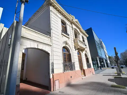 Casa en Venta de 5 dormitorios