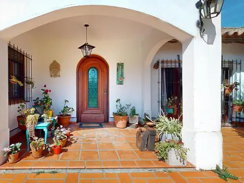 Casa en Venta en Villa Elisa, USD 390.000