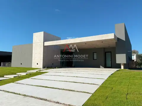 CASA EN VENTA EN PILARA - LA CALESA