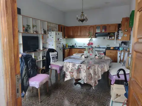 FLORENCIO VARELA 1300, Piso 1