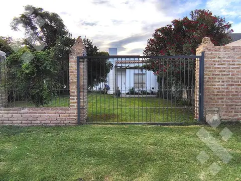 Casa en Venta en Plottier, USD 210.000