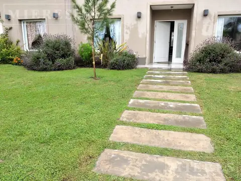 Alquiler de verano en San Francisco, Villanueva