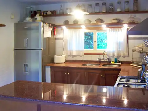 Casa en Alquiler Temporal con 2 cocheras